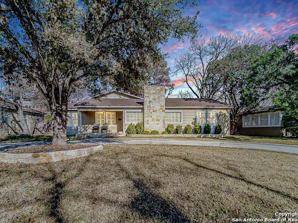 107 E OAKVIEW PL, Alamo Heights, TX 78209