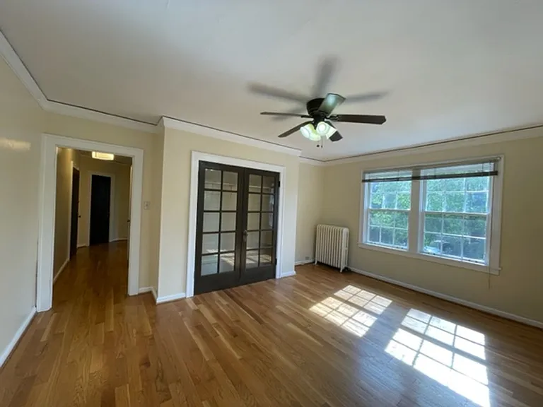 Arlington Apartments — Photo 8