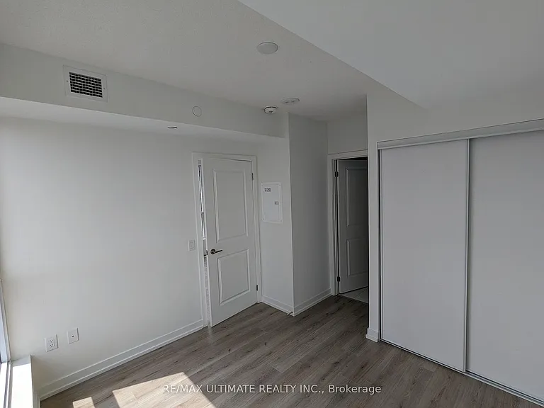 395 Bloor St E #2602 — Photo 21