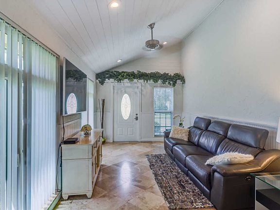 3rd image of 3910 Greenfield Ct