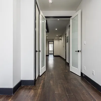 Rented by Nooklyn NYC LLC | media 21