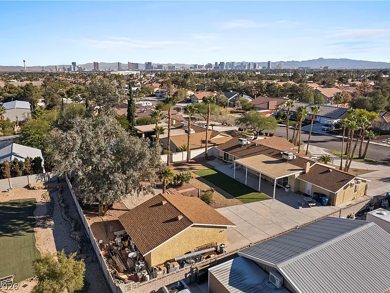 6808 Obannon Dr — Photo 41
