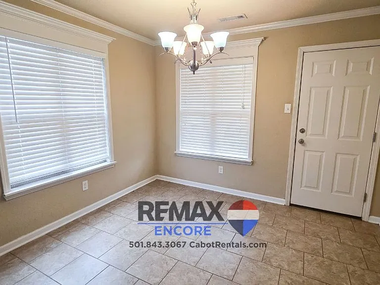 113 Harvick Cir — Photo 5