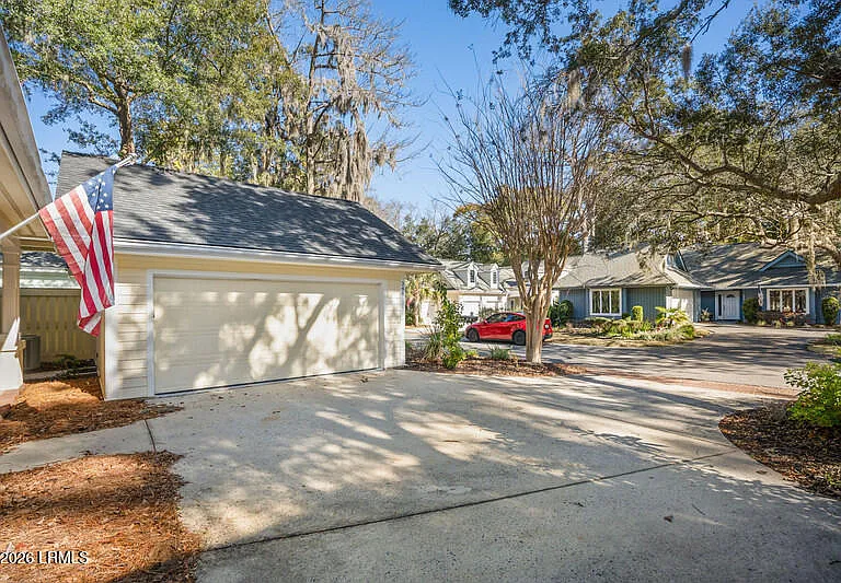 340 Westbrook Rd — Photo 2