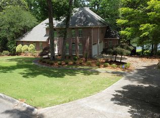 203 Laurel Breeze Dr, Enterprise, AL 36330