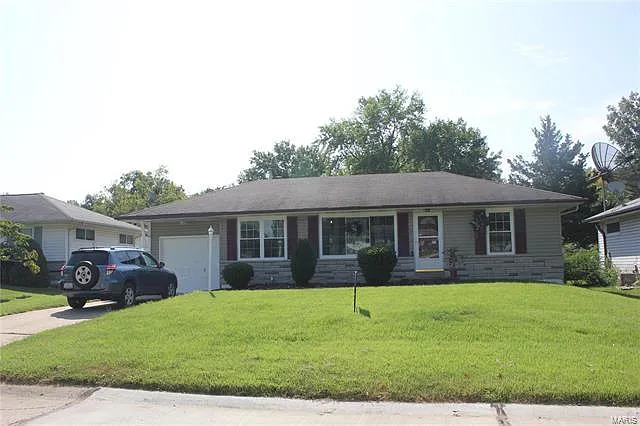 2680 Jonathan Dr photo 1