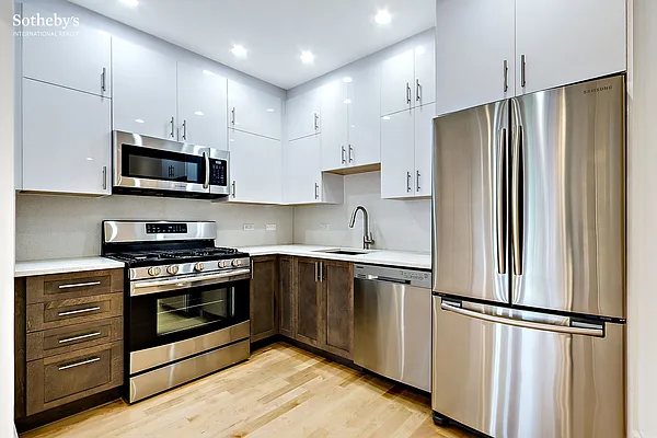 Rented by Sotheby's International Realty | media 12