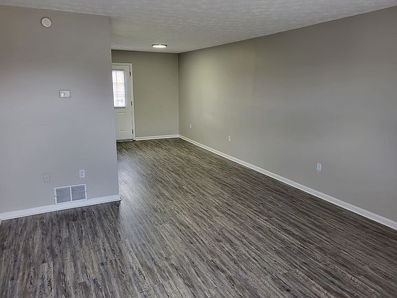 3rd image of 335 Churchill Dr #2