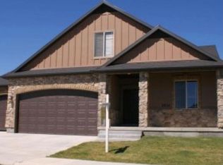 3934 W Nipoma Dune Dr, South Jordan, UT 84009