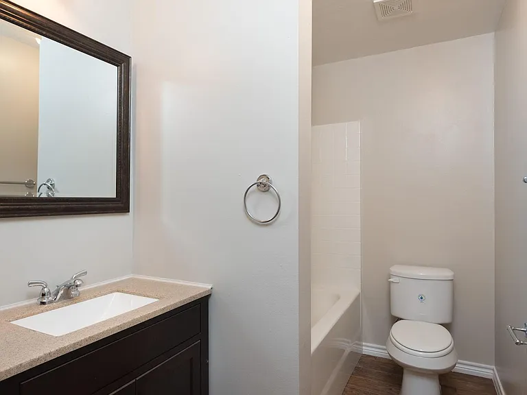 906 Lazy Ln — Photo 9