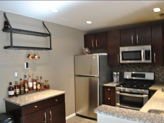 Kitchen Bar