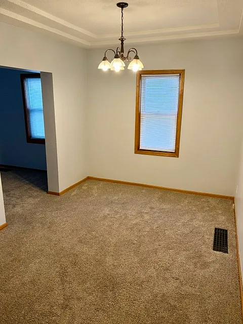 413 Johnson Ave N — Photo 3