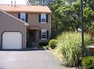674 Tomlinson Ln, Yardley, PA 19067