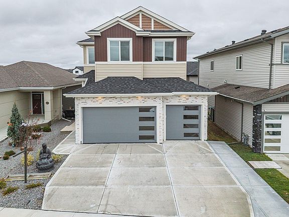2nd image of 58 Hummingbird Cres