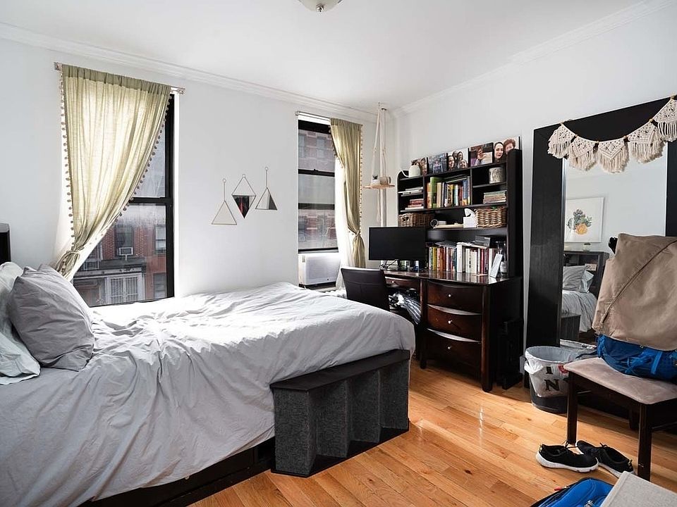1st image of 307 W 104th St #3