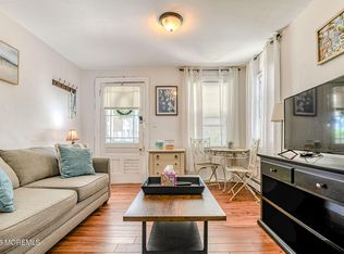 19 Webb Ave #1W, Ocean Grove, NJ
