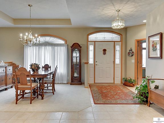 5th image of 10114 S 173rd Cir