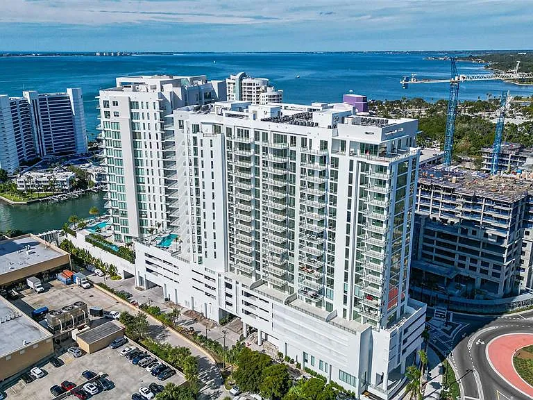 301 Quay Commons Dr #704 — Photo 1