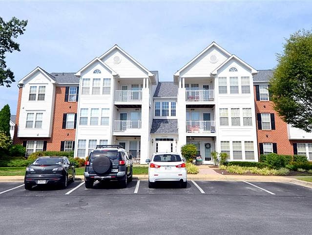 1st image of 2408 Autumn Harvest Ct Unit 303