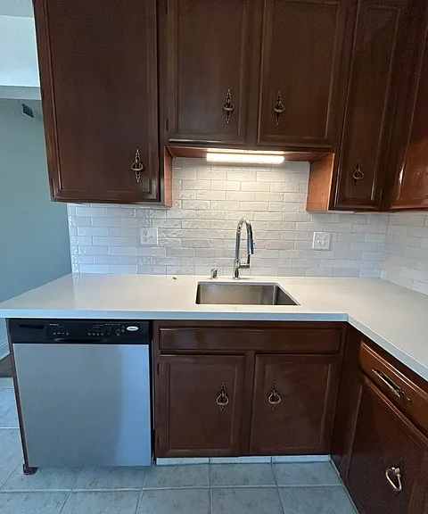 125 Villa Pacheco Ct — Photo 5