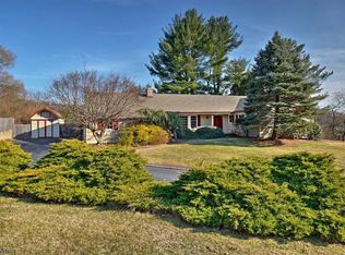 6 Patriot Rd, Gladstone, NJ 07934