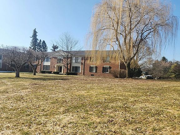 3rd image of 29670 Middlebelt Rd