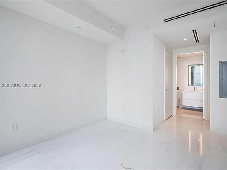 300 Biscayne Boulevard Way #2906W — Photo 24