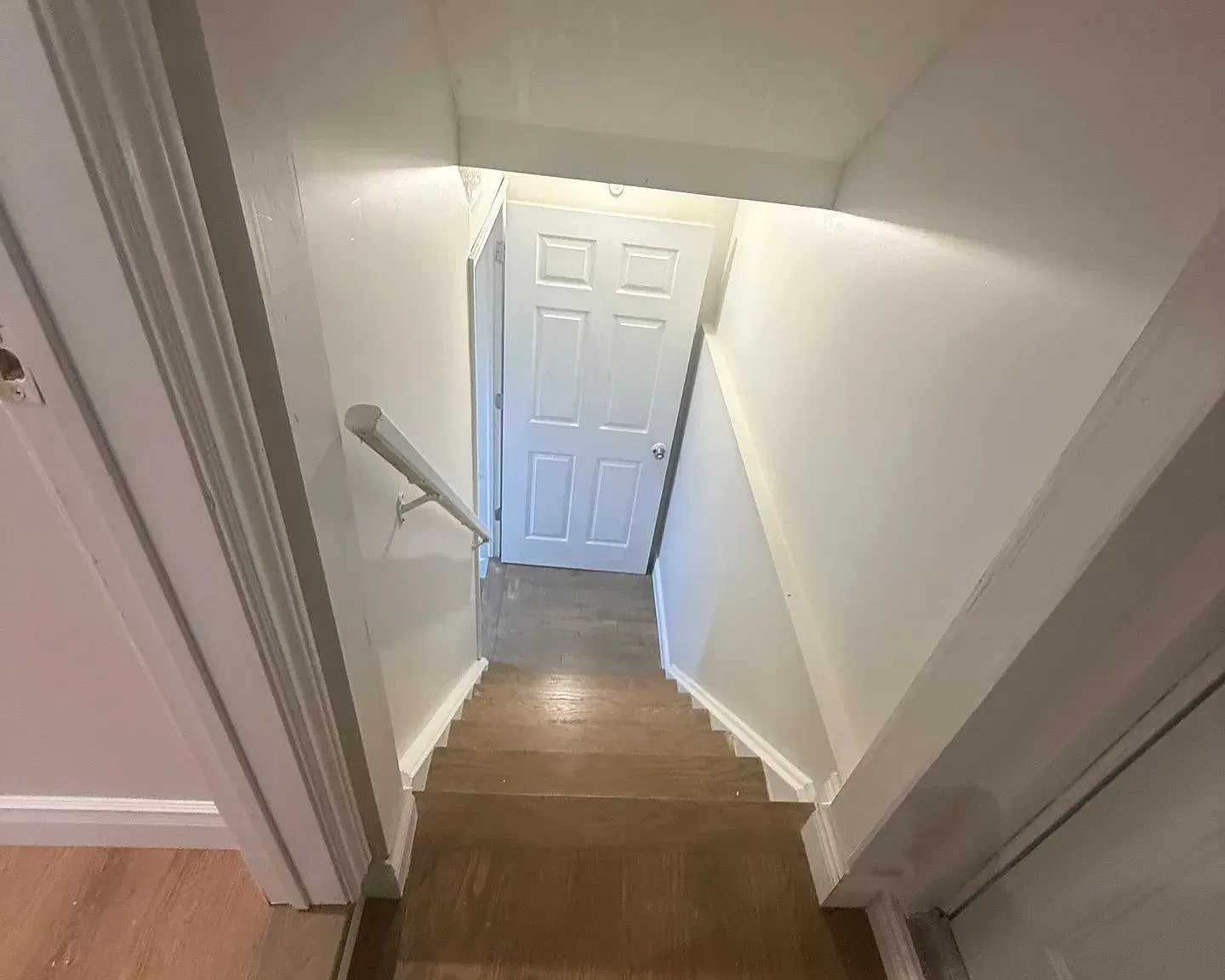 5 bed, $1,850 — Photo 3