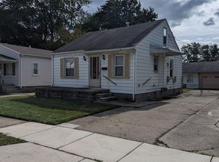 63 W Dallas Ave, Madison Heights, MI 48071