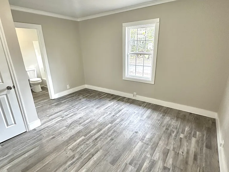 6029 Ivy St — Photo 4