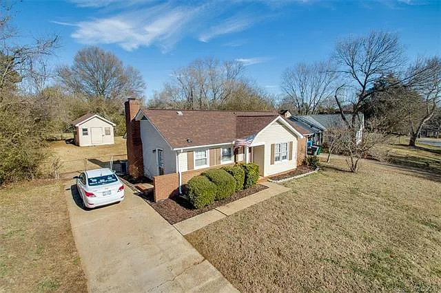 9413 Split Rail Ln — Photo 4
