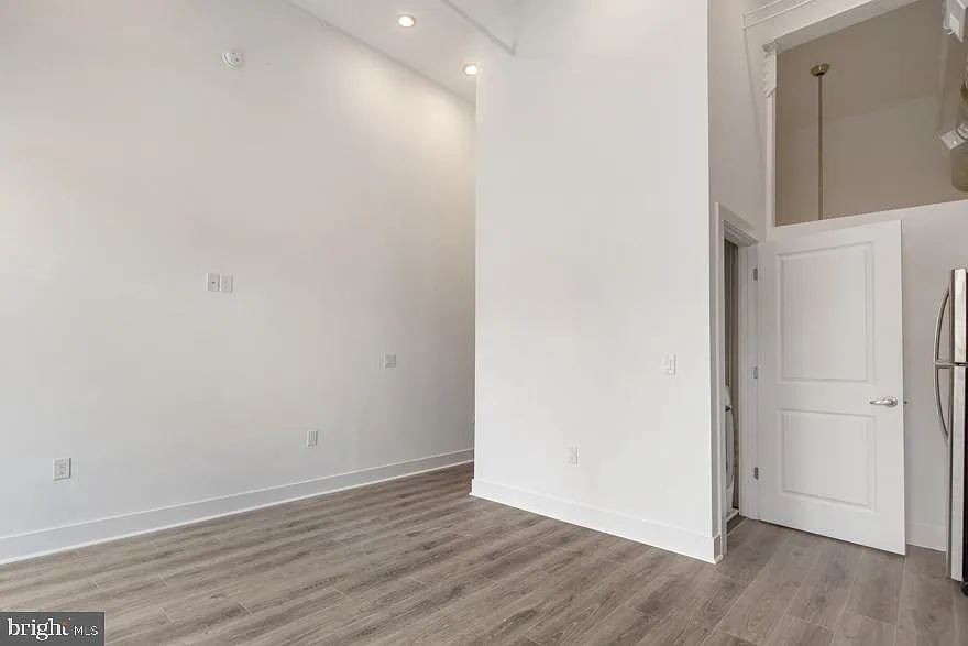 1 bed, 512 sqft, $1,375 — Photo 4