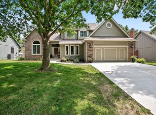 624 Butternut Ln, Liberty, MO 64068