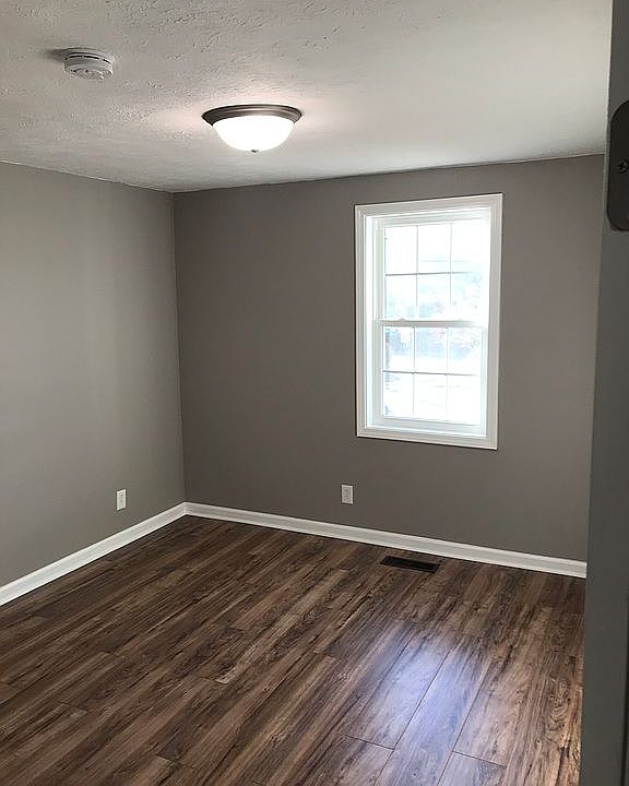 1st image of 349 S Lincoln Ave