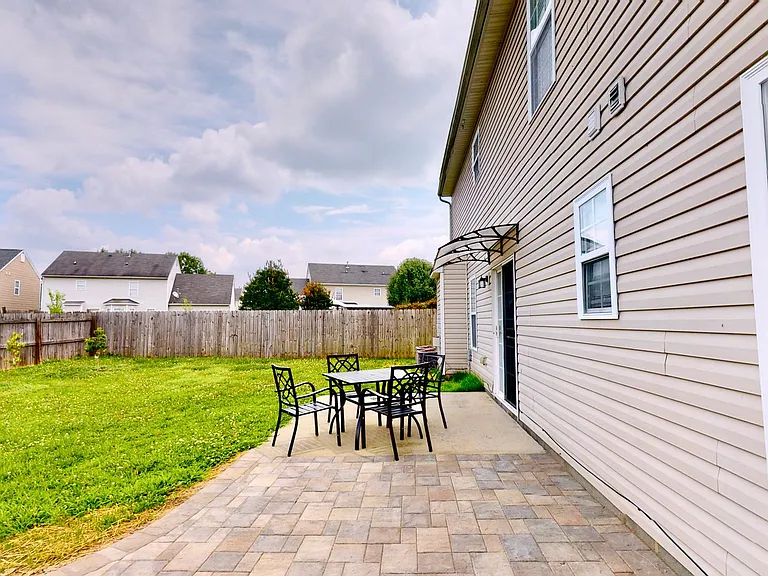 11239 Walland Ln — Photo 59