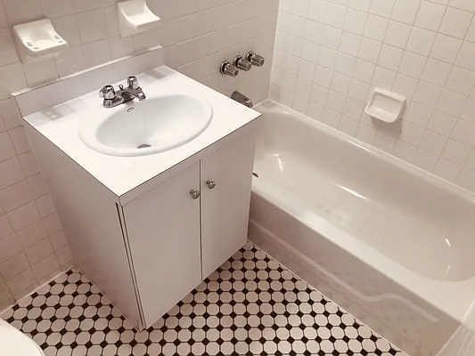 Rented by Metropolis Real Estate of Manhattan | media 50