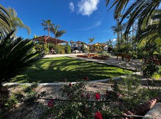 1557 Via Rancho Pkwy, Escondido, CA 92029