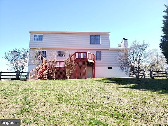2nd image of 4 Sunrise Valley Ct