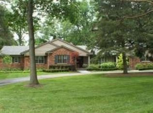25455 Dennison Rd, Franklin, MI 48025