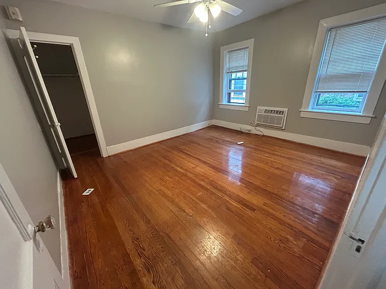 2254 Bryn Mawr Ave #3 — Photo 27