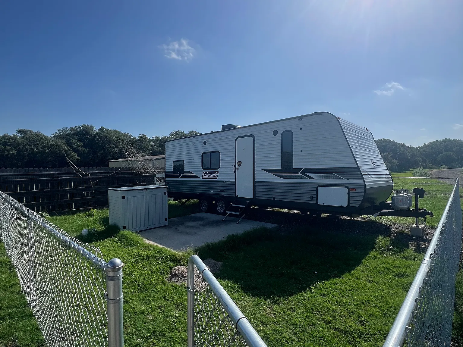 2 bed, $700 — Photo 1