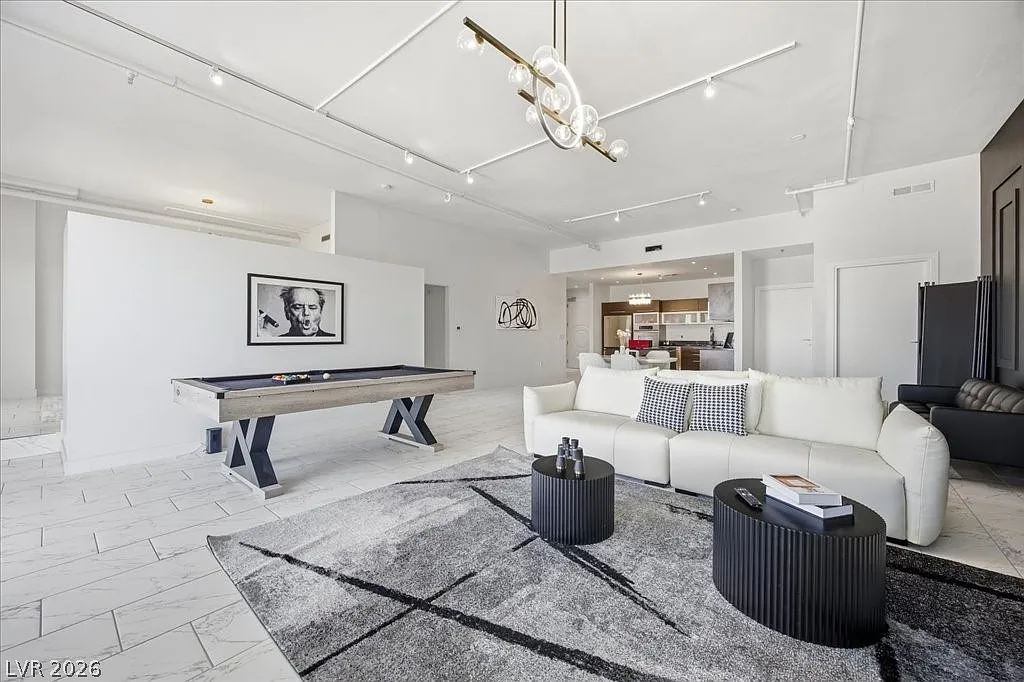 Soho Lofts — Photo 4