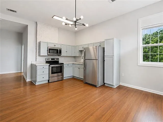 913 N Tonti St — Photo 5