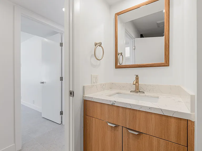 Tennis Court Apartments — Photo 18