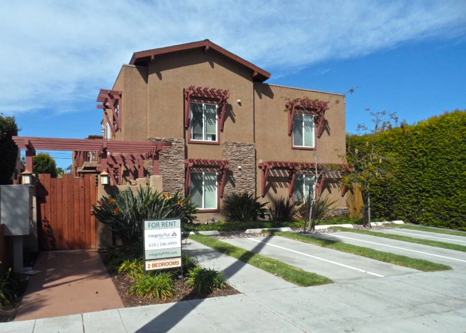1st image of 4554 Marlborough Dr Unit 7