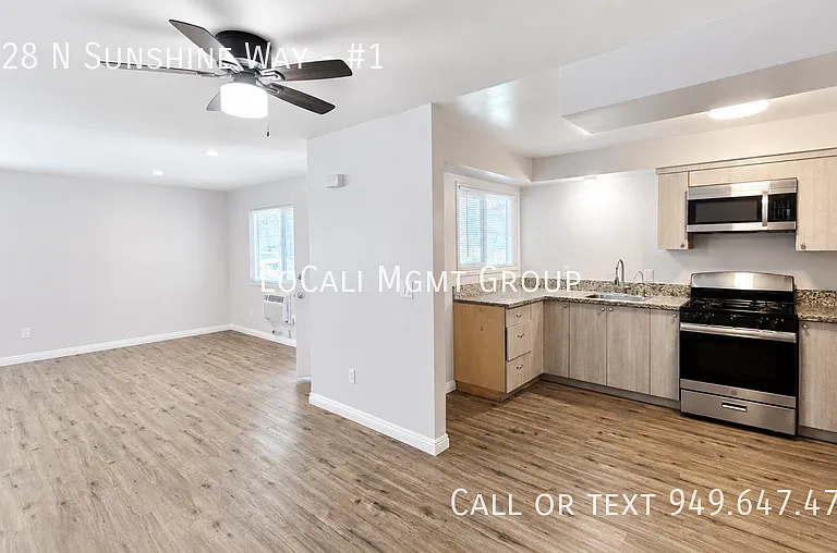 1328 N Sunshine Way #1 — Photo 3