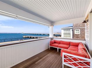 115 Washington St, Newport, RI 02840