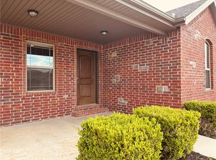 4004 SW Capstone Ave, Bentonville, AR 72712