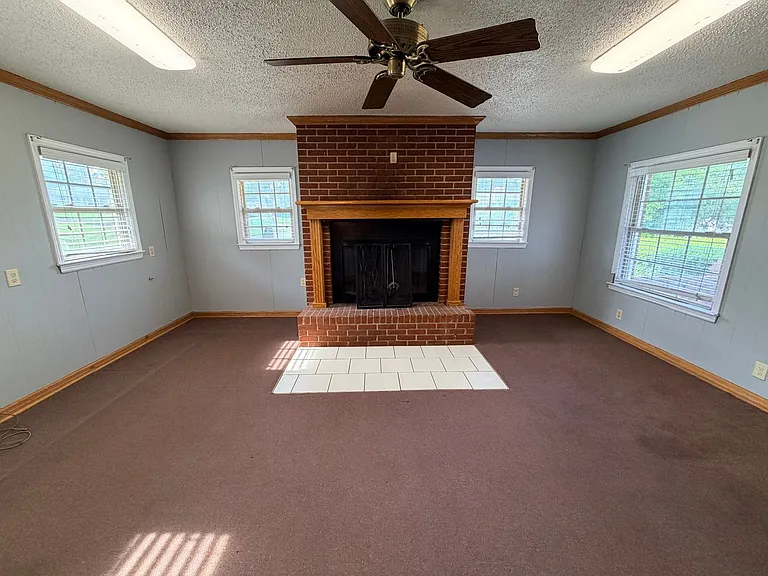 1314 McRee Dr — Photo 5