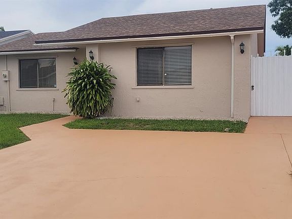 3rd image of 5417 NW 197th Ln